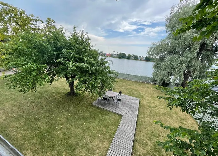 Haapsalu Guesthouse Гостевой дом *