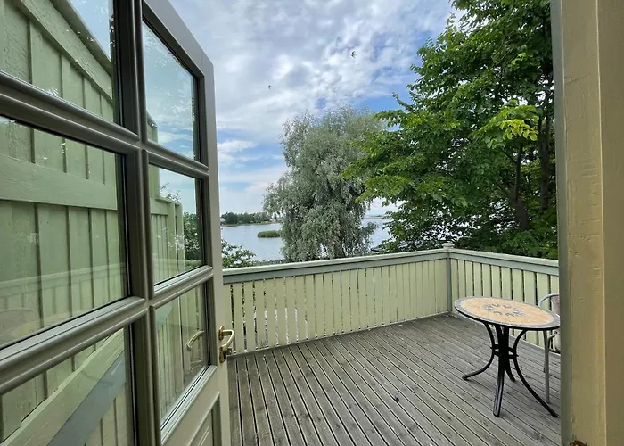 Haapsalu Guesthouse Гостевой дом