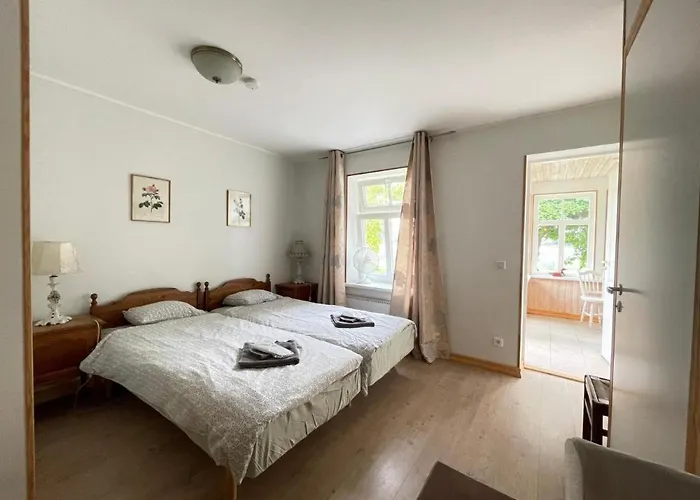 Haapsalu Guesthouse Гостевой дом