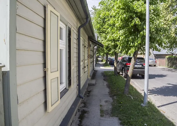 Haapsalu Guesthouse *